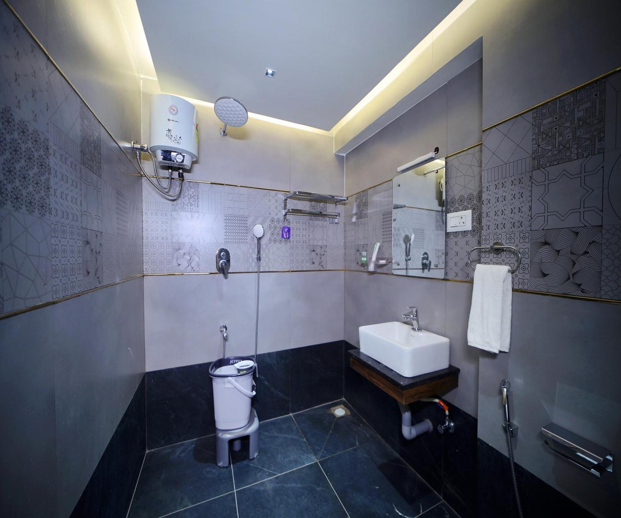 Suthanthira Stay Inn Dindigul Εξωτερικό φωτογραφία